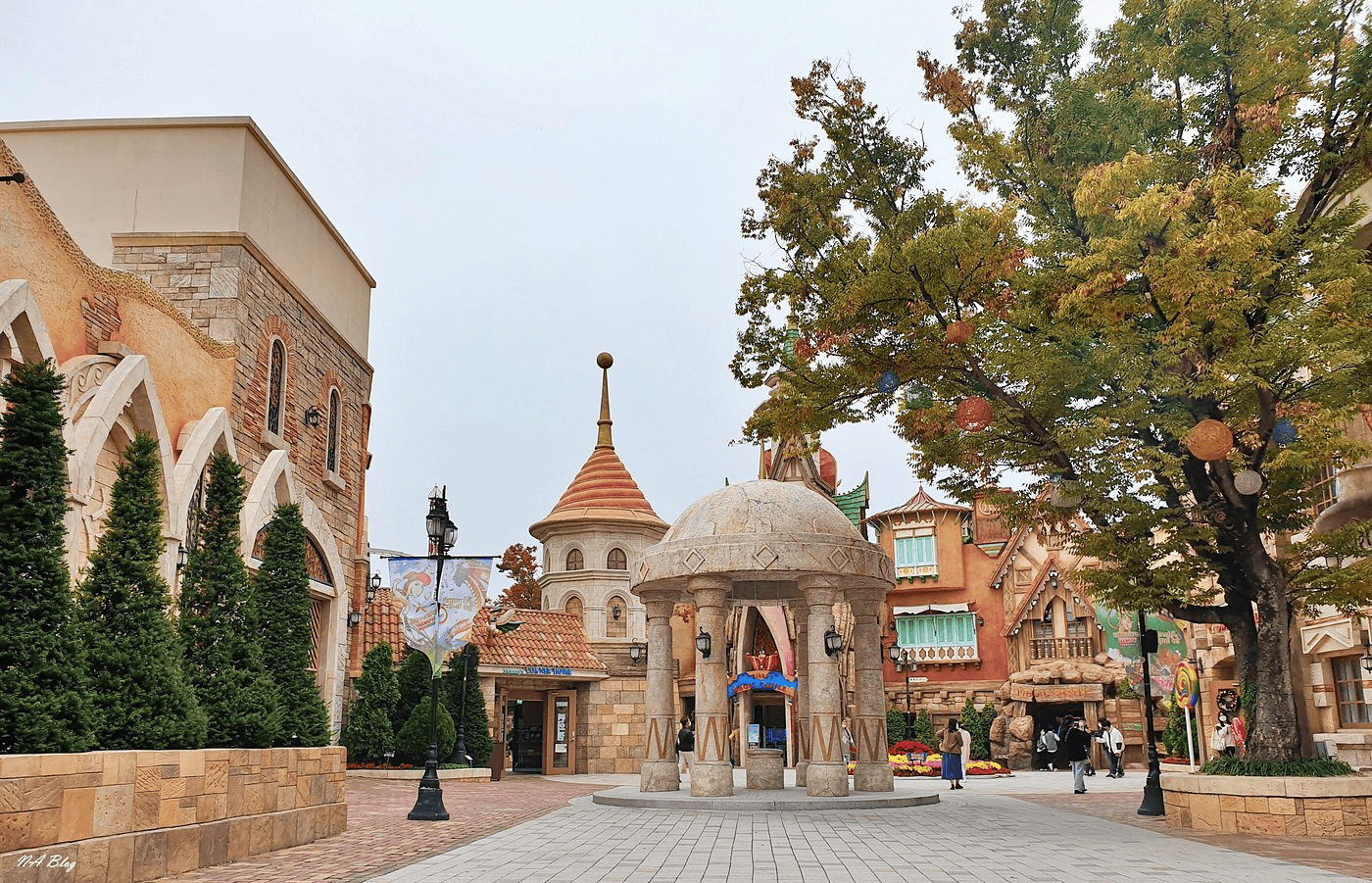 gyeongju-world-1.png