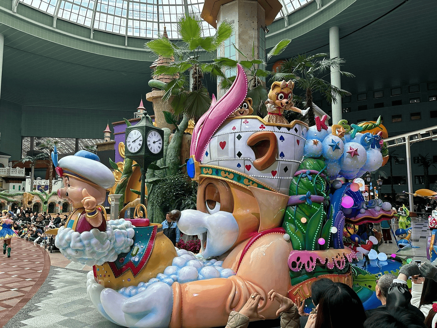 lotte-world-1.png